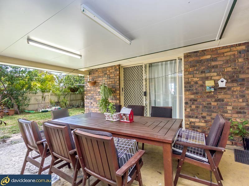 14 Lynanda Crt, Rothwell QLD 4022