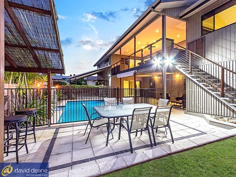 15 Hopkins St, Petrie QLD 4502