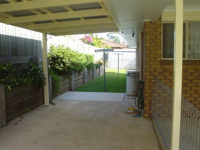6 Frangapani Court, Kallangur QLD 4503
