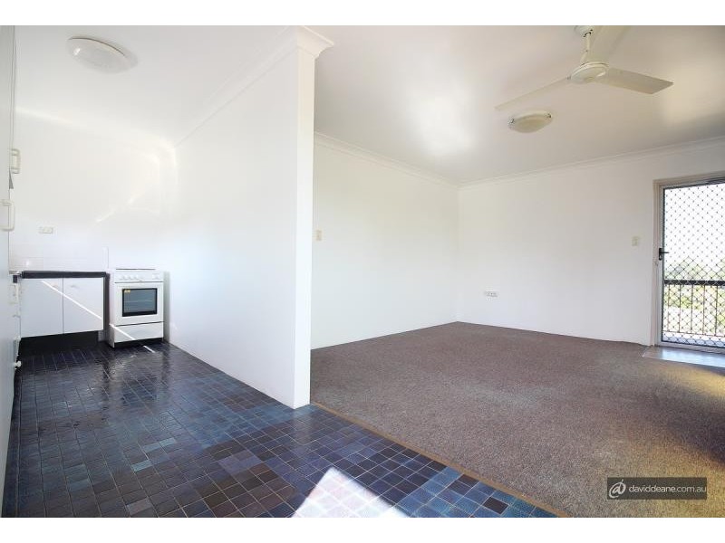 2/22 Old Dayboro Road, Petrie QLD 4502