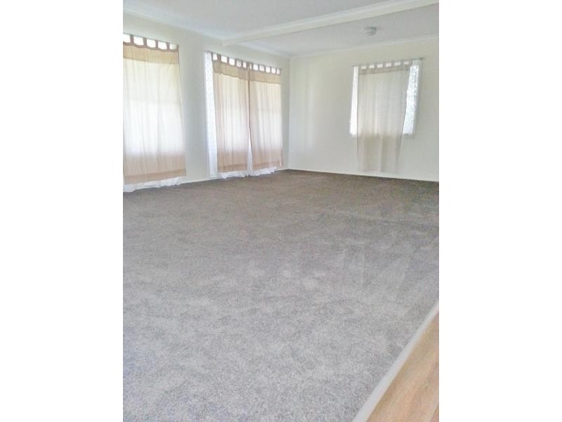 55 Bray Road, Lawnton QLD 4501