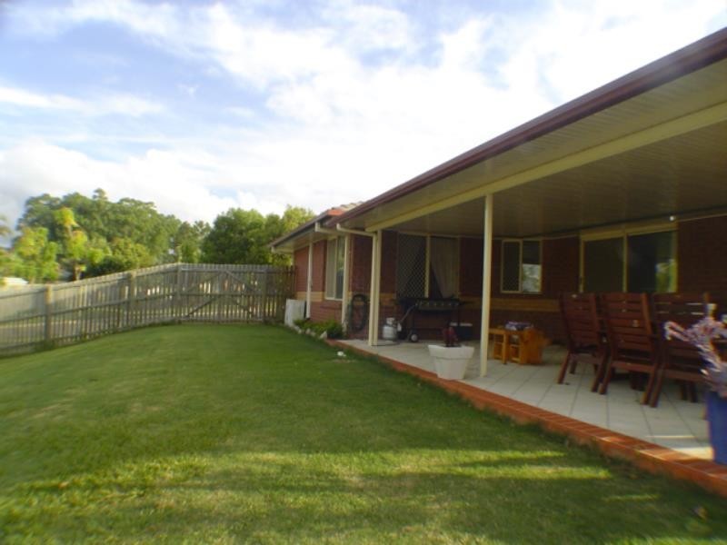 18 Paramount Drive, Warner QLD 4500