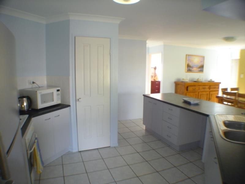 18 Paramount Drive, Warner QLD 4500