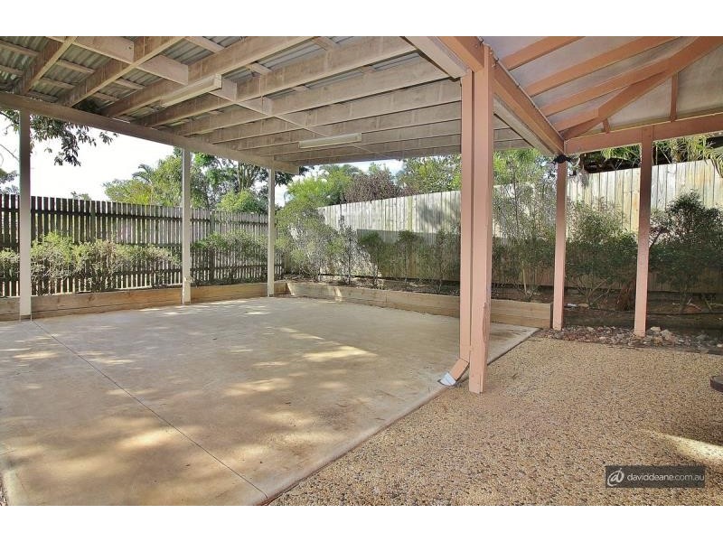 21 Pymble Ave, Petrie QLD 4502