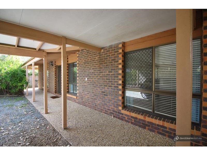 21 Pymble Ave, Petrie QLD 4502