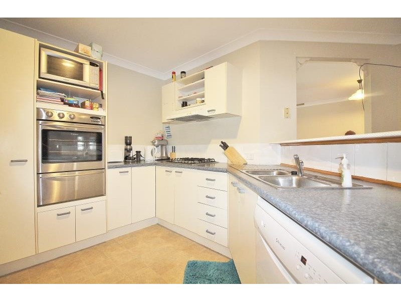 33 Washbrook Crescent, Petrie QLD 4502