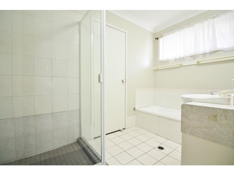 33 Washbrook Crescent, Petrie QLD 4502