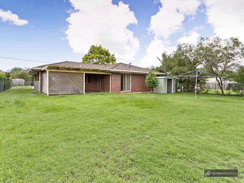 9 Pete Court, Lawnton QLD 4501