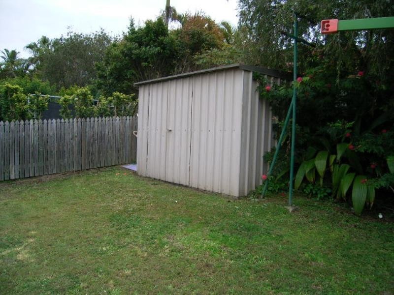 7 Toulouse Ave, Petrie QLD 4502 Floorplan