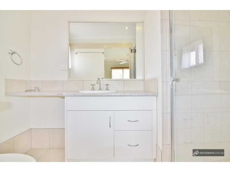 1 Delphinium Street, Strathpine QLD 4500