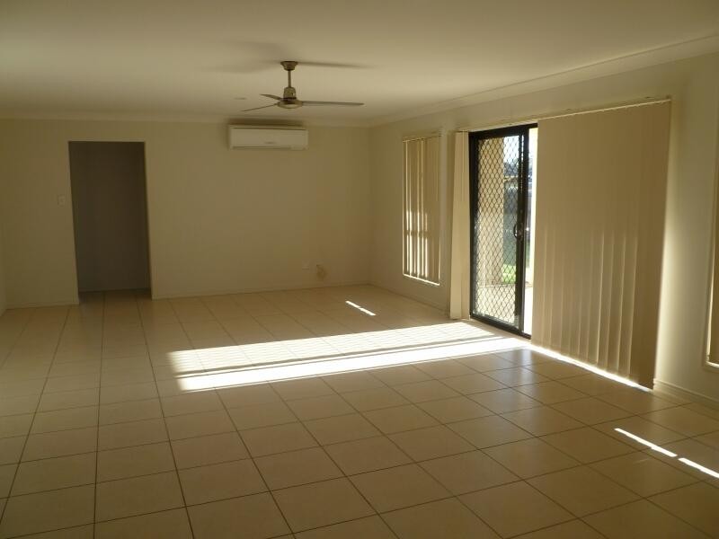 28 FERNBROOK DR, Morayfield QLD 4506