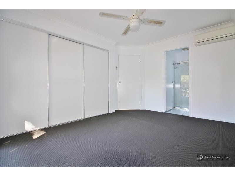 5 Kirri Ave, Petrie QLD 4502