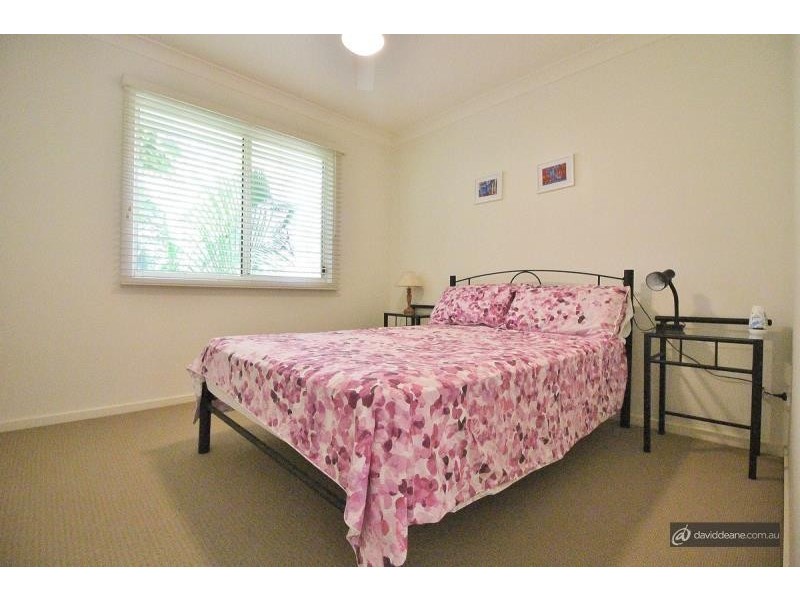 8/64 Station Road, Lawnton QLD 4501