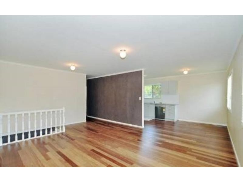 21 Windrest Street, Strathpine QLD 4500