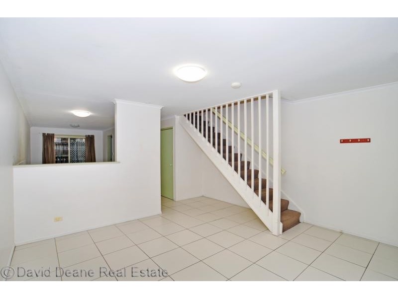 2/22 Mortimer Street, Caboolture QLD 4510