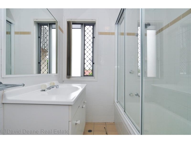 4/24 Thomas St, Clontarf QLD 4019