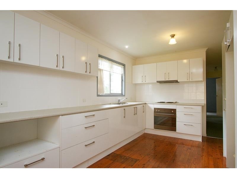 15 Illoura St, Petrie QLD 4502