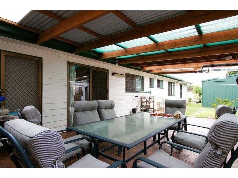 1 Jasmine St, Strathpine QLD 4500