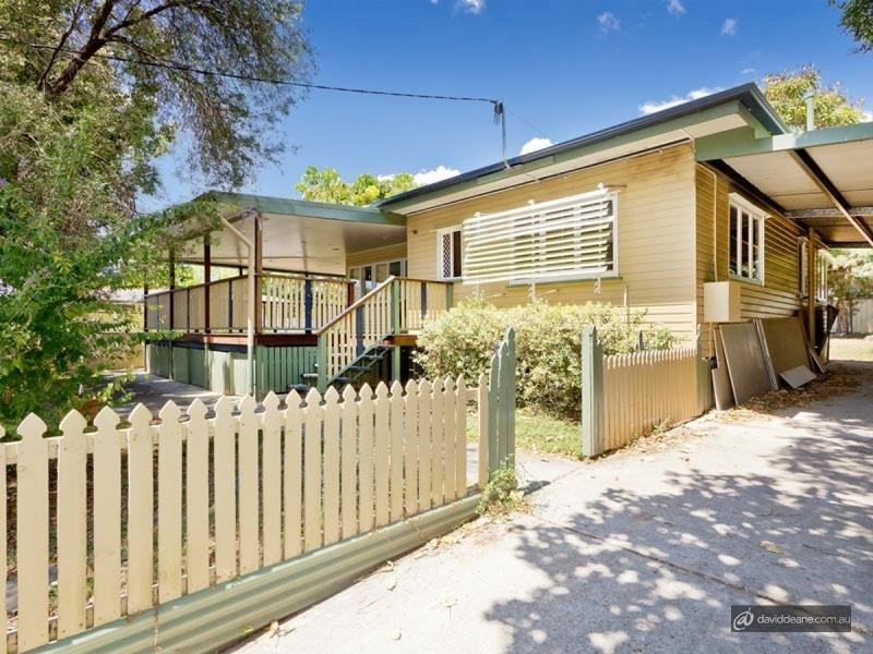 27 Bray Road, Lawnton QLD 4501