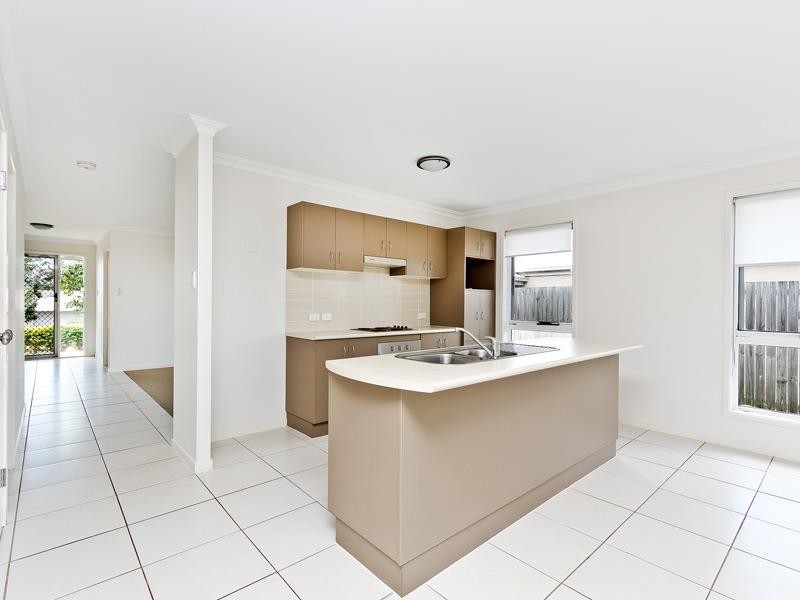 7 Pontiac Cct, Warner QLD 4500