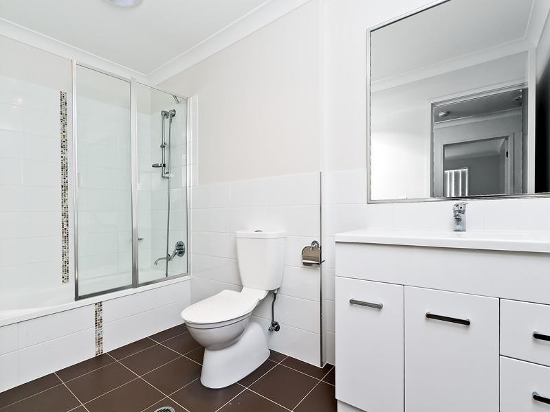 27/9 Houghton St, Petrie QLD 4502