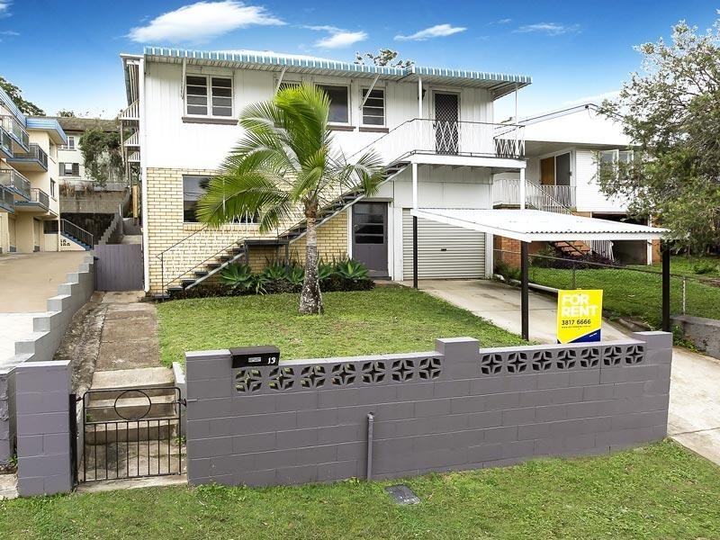 13 Cox Road, Windsor QLD 4030