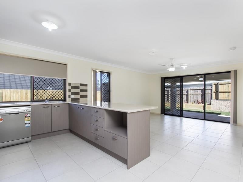 57 Solomon Pde, Warner QLD 4500