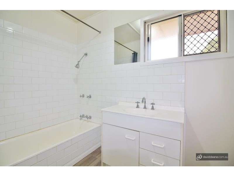 17 Myles Street, Lawnton QLD 4501