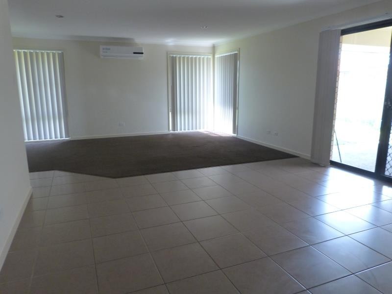 6 Sapelli St, Morayfield QLD 4506
