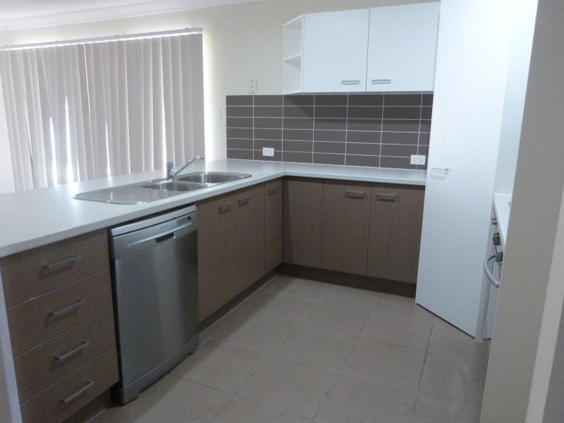 6 Sapelli St, Morayfield QLD 4506