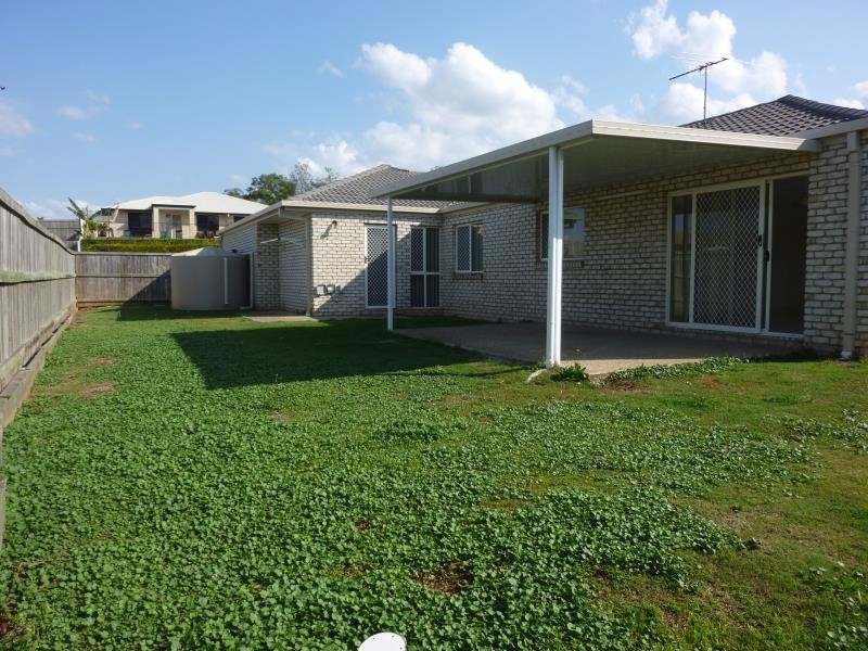 4 Kyah Pl, Kallangur QLD 4503