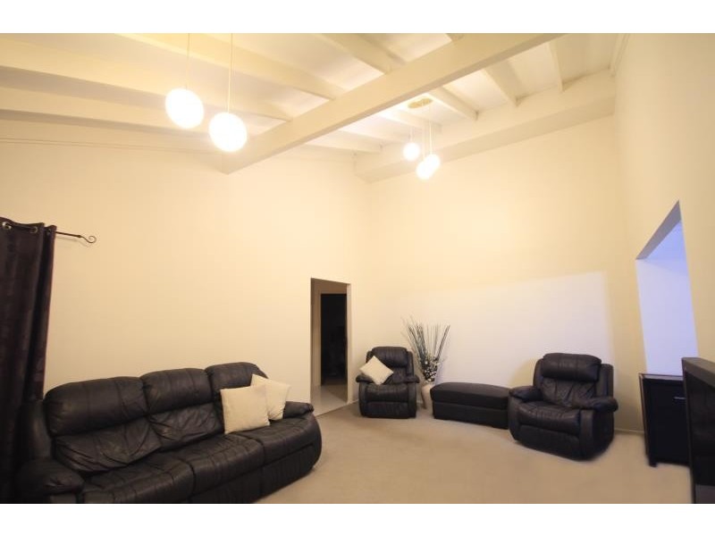 31 Hidden Valley Drive, Eatons Hill QLD 4037