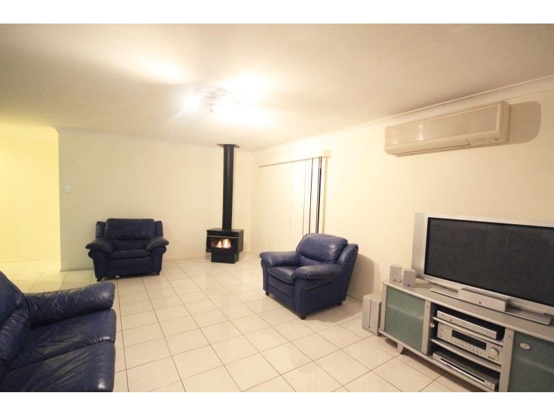 31 Hidden Valley Drive, Eatons Hill QLD 4037