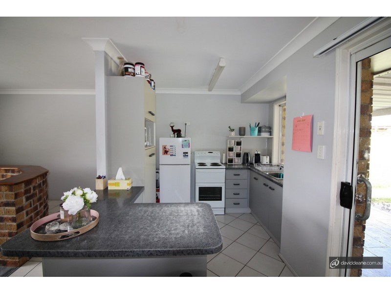 2 Kenwood Court, Kallangur QLD 4503