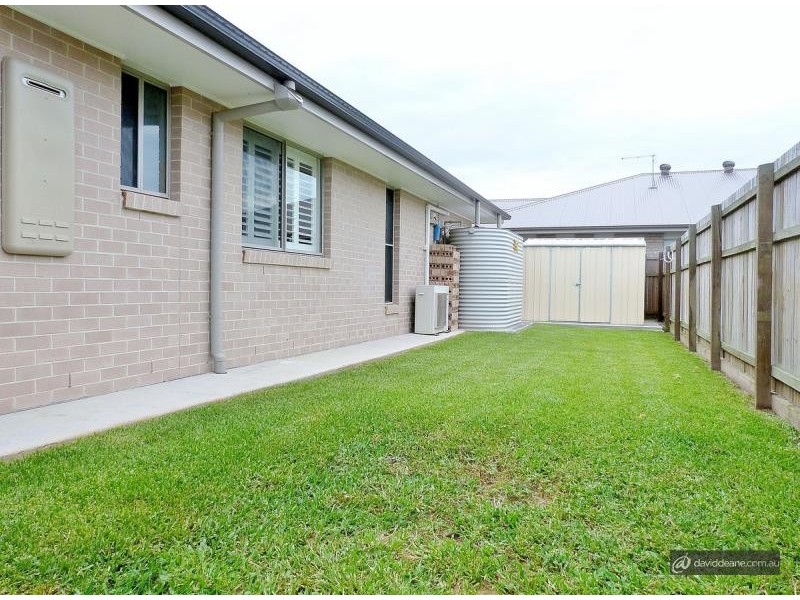 34 Admiralty Cct, Lawnton QLD 4501