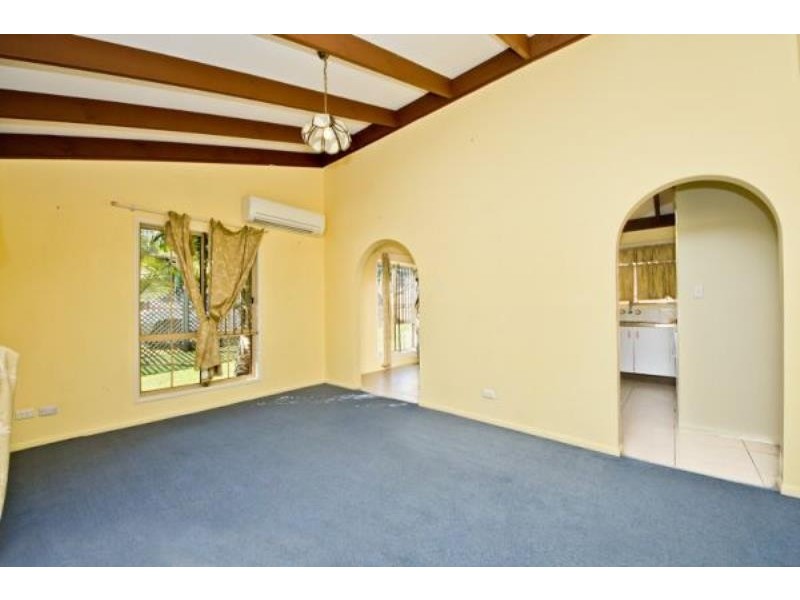 29 Beeville Rd, Petrie QLD 4502