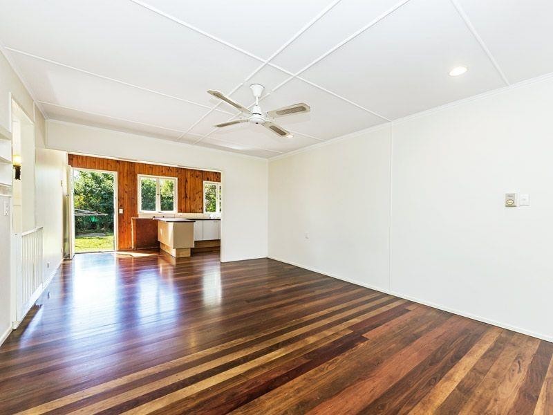 8 Blenheim Street, Strathpine QLD 4500