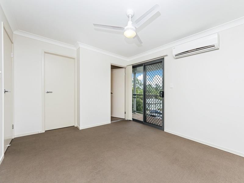 1/24 Armstrong St, Petrie QLD 4502