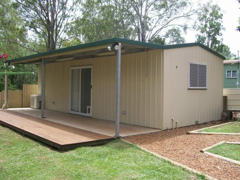 11 Frenchs Rd, Petrie QLD 4502