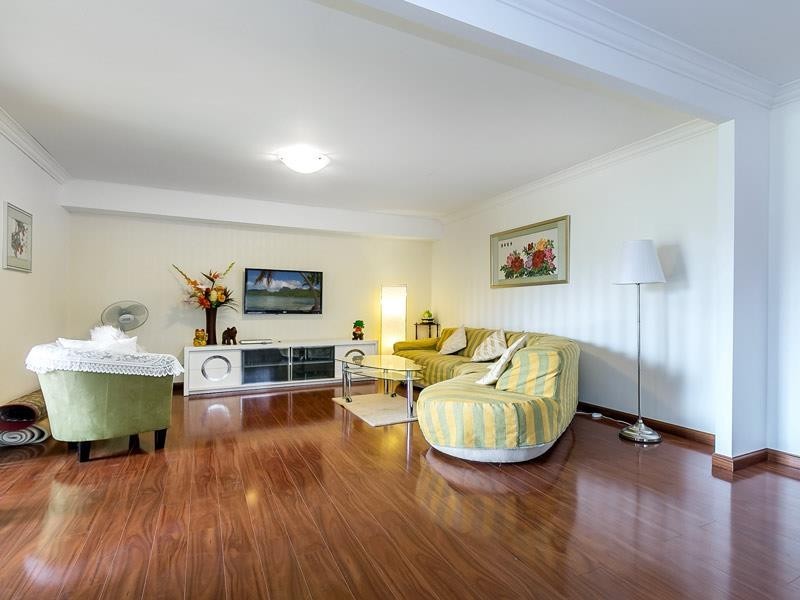 12 Ulmarra Cr, Strathpine QLD 4500