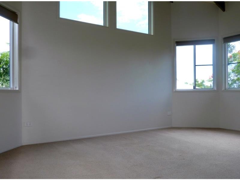 60 Nuttall St, Lawnton QLD 4501