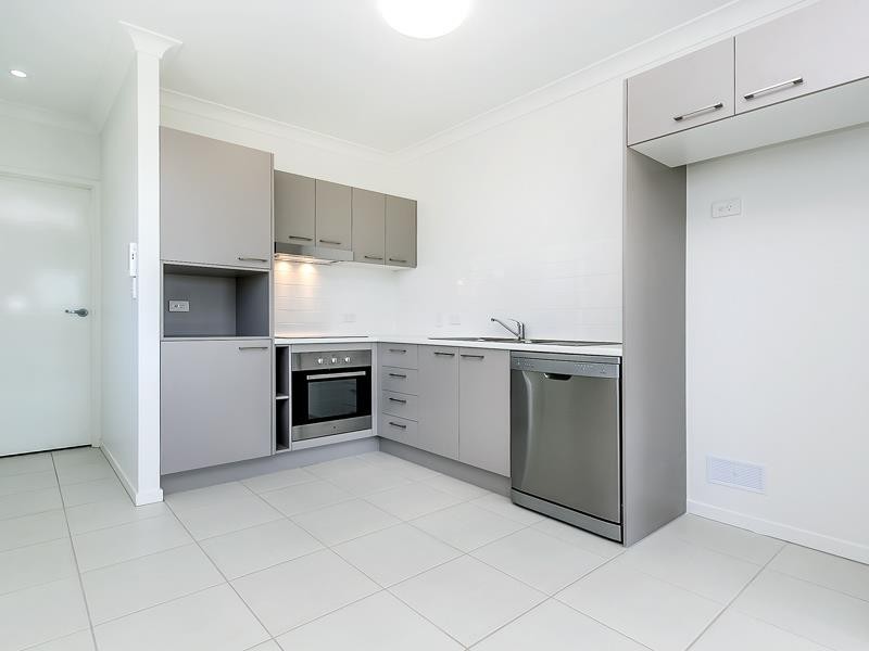 79B Braxlaw Cr, Dakabin QLD 4503