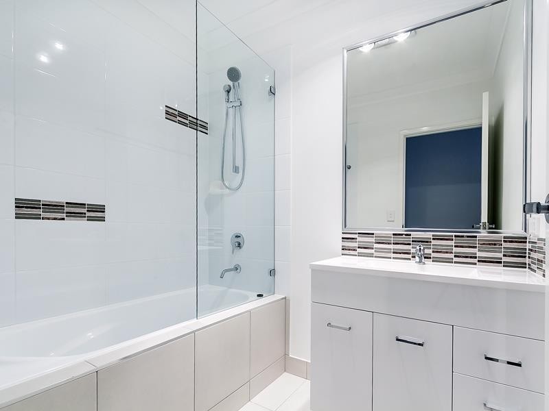 79B Braxlaw Cr, Dakabin QLD 4503