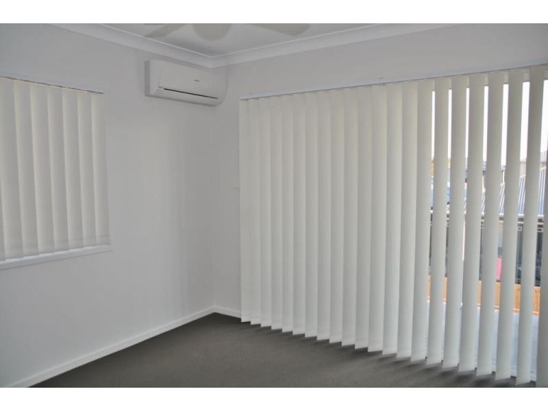 75B Braxlaw Cr, Dakabin QLD 4503