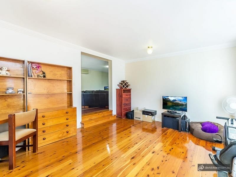 6 Brown St, Lawnton QLD 4501