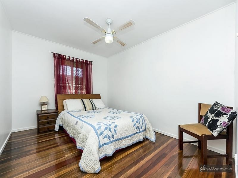 6 Brown St, Lawnton QLD 4501