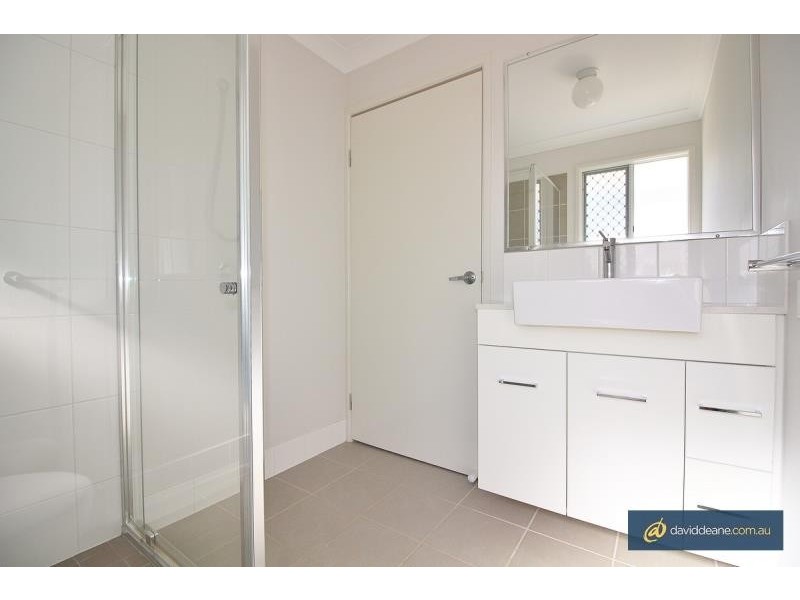 11A Timbarra Ct, Petrie QLD 4502