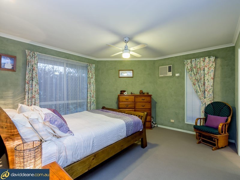 12 Regency Ct, Strathpine QLD 4500