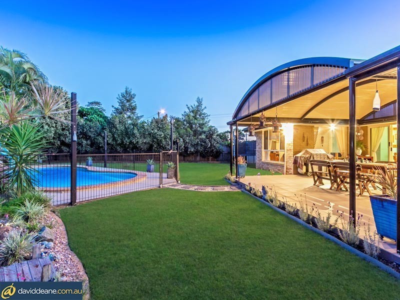 12 Regency Ct, Strathpine QLD 4500