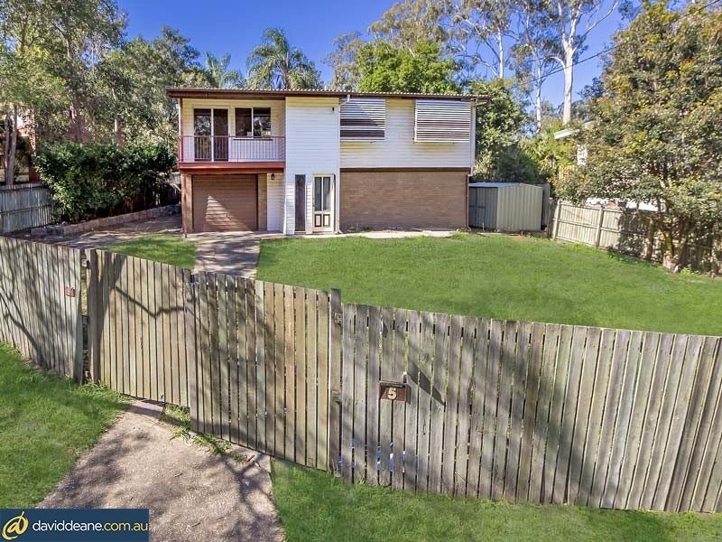 5 Killara Crescent, Petrie QLD 4502